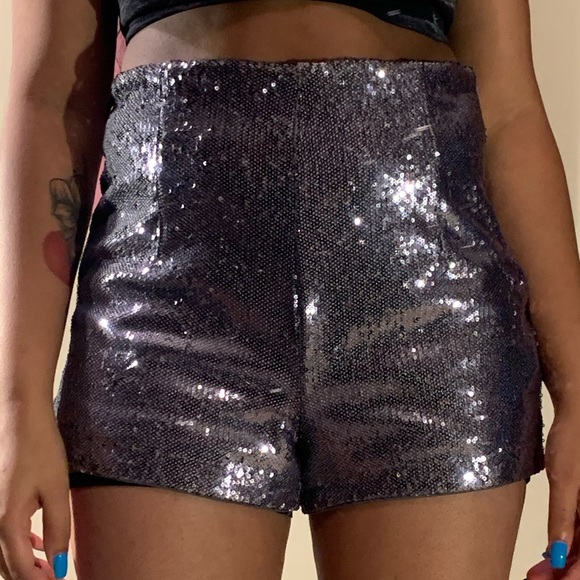 Glitter shorts - Picture 1 of 3